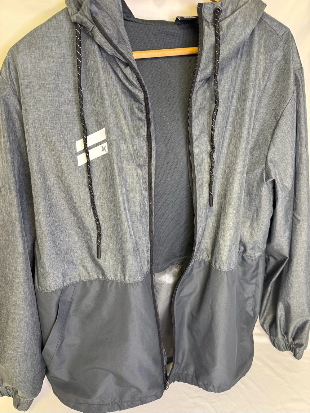 Hurley lightweight hooded